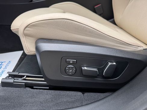 Used 2026 BMW X3 xDrive30 image 10