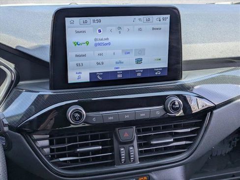 Used 2025 Ford Escape ST-Line FWD image 11