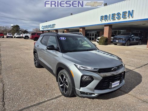 Used 2023 Chevrolet TrailBlazer RS w/ Sun and Liftgate Package image 7