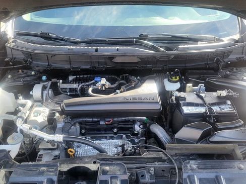 Used 2020 Nissan Rogue SV w/ Premium Package image 39