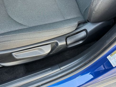 Used 2025 Kia K4 LXS image 23