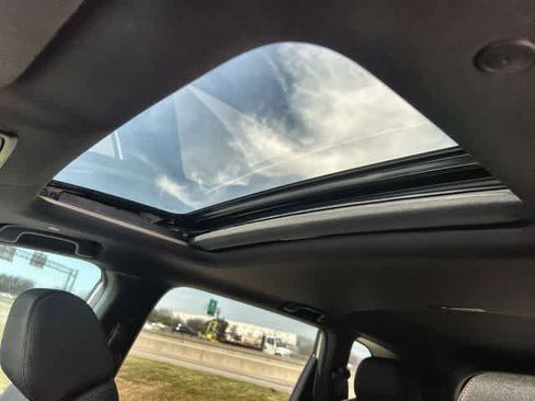 Certified 2025 Honda CR-V Sport image 32