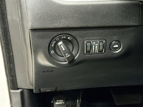 Used 2022 Dodge Charger GT image 10