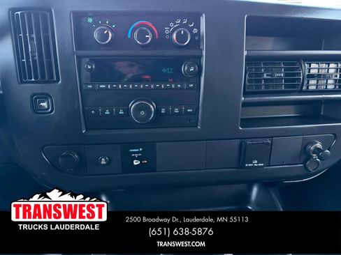 Used 2017 Chevrolet Express 3500 image 13