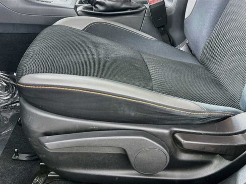 Used 2016 Subaru Crosstrek 2.0i Premium AWD/4WD image 17
