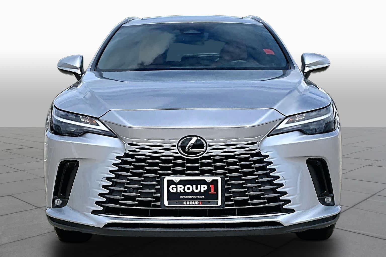 Used 2023 Lexus RX 350 Premium w/ Cold Area Package FWD image 4