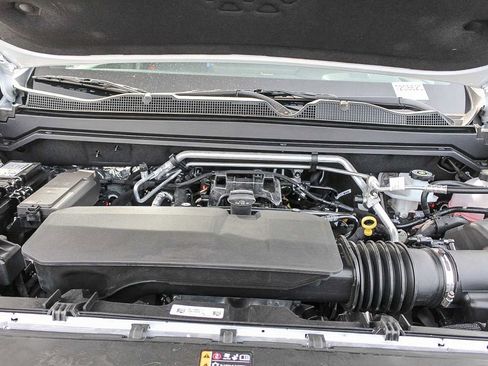 New 2026 Chevrolet Colorado Z71 w/ Technology Package AWD/4WD image 26