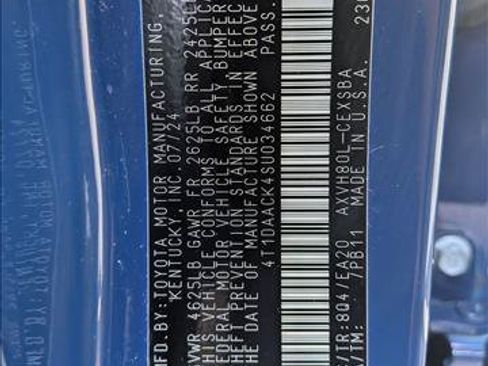 Used 2025 Toyota Camry SE FWD image 24