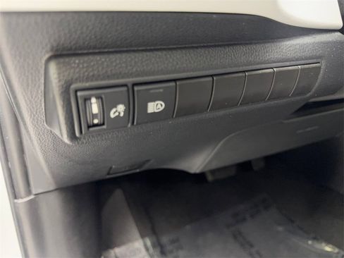 Used 2024 Toyota Corolla SE image 56