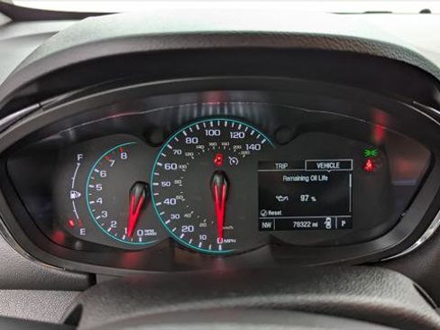 Used 2017 Chevrolet Trax LT w/ LT Convenience Package image 26