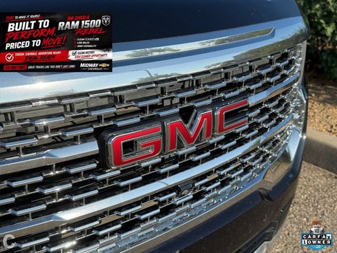 Used 2021 GMC Acadia Denali w/ Denali Technology Package FWD image 7