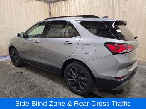 Used 2023 Chevrolet Equinox RS image 9