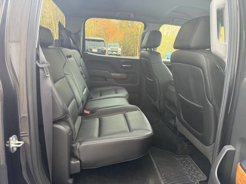 Used 2014 GMC Sierra 1500 SLT w/ Suspension Package, Off-Road image 21