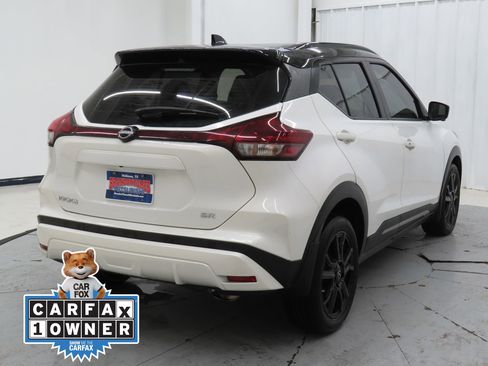 Used 2024 Nissan Kicks SR image 3