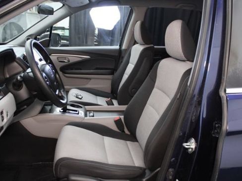 Used 2017 Honda Ridgeline RTS image 16