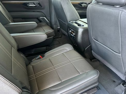 Used 2026 Chevrolet Tahoe High Country AWD/4WD image 20