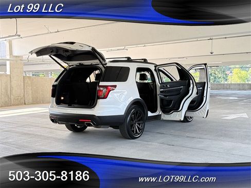 Used 2016 Ford Explorer Sport w/ Equipment Group 401A AWD/4WD image 31