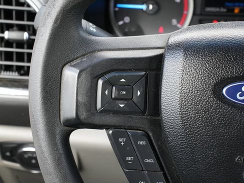 Used 2017 Ford F250 XLT AWD/4WD image 7