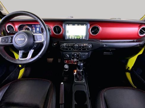 Used 2023 Jeep Gladiator Rubicon w/ Cold Weather Group AWD/4WD image 15
