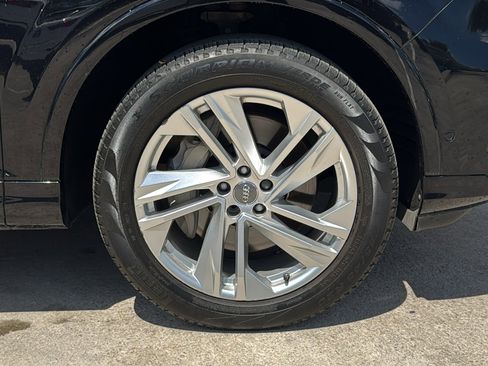 Used 2020 Audi Q7 3.0T Premium Plus w/ Premium Plus Package AWD/4WD image 33