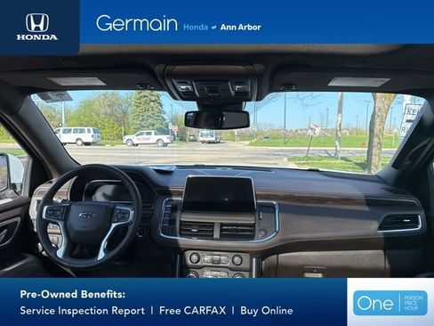 Used 2024 Chevrolet Suburban Z71 w/ Luxury Package AWD/4WD image 20