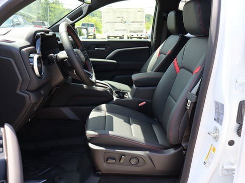 New 2025 Chevrolet Colorado Z71 w/ Technology Package image 11