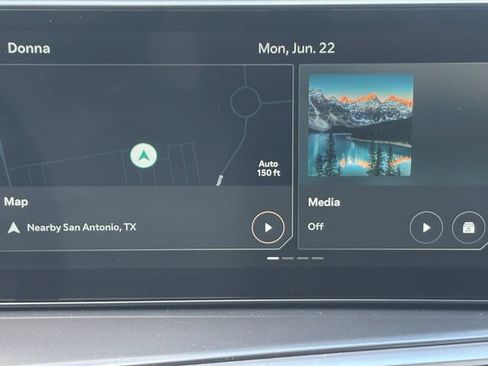 Used 2025 Kia Sorento EX FWD image 9