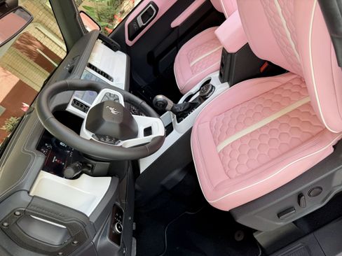 Used 2025 Ford Bronco Outer Banks AWD/4WD image 16