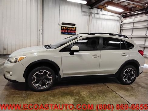 Used 2013 Subaru Crosstrek 2.0i Limited w/ Popular Pkg 2 AWD/4WD image 5