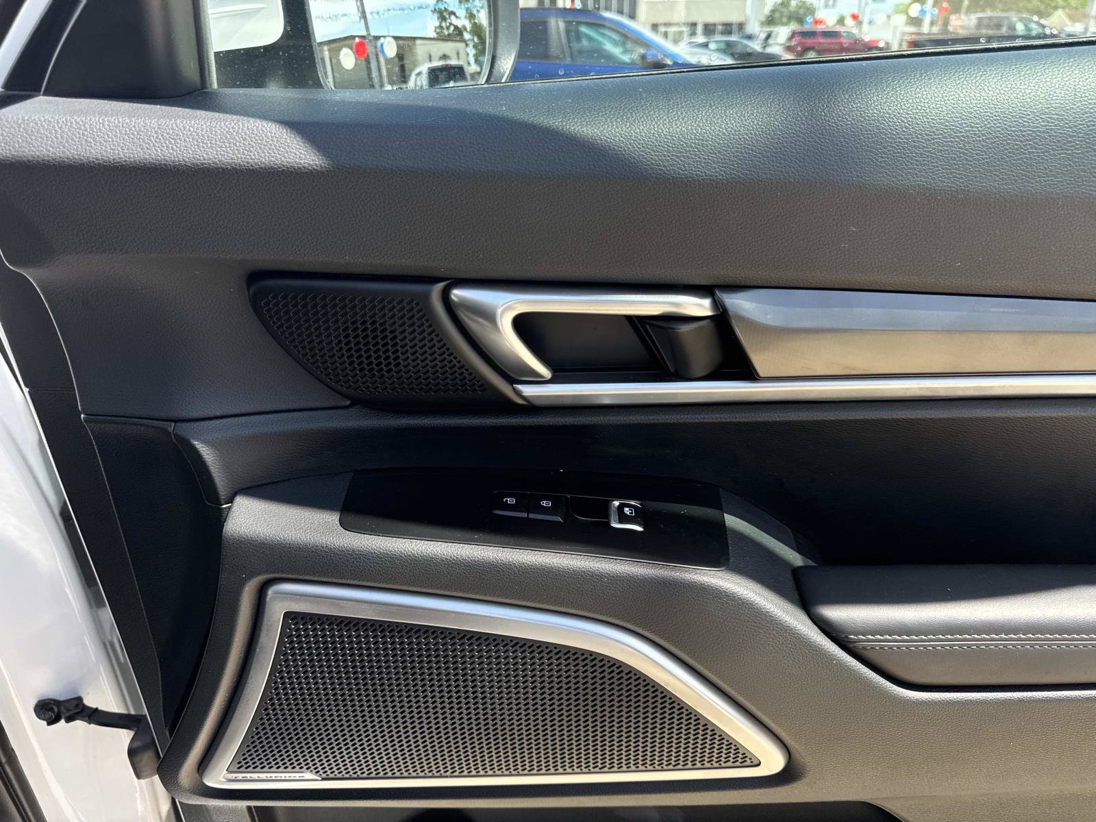 Used 2024 Kia Telluride S w/ S Sunroof Package FWD image 14
