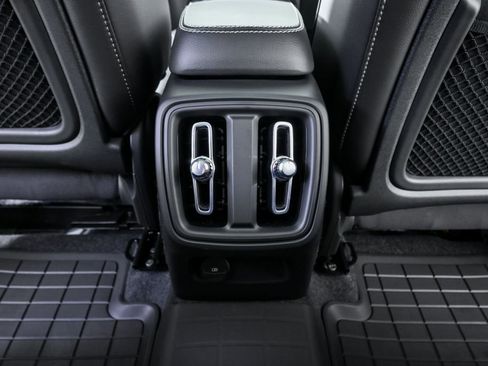 Used 2026 Volvo XC40 B4 Plus w/ Protection Package Premier image 20