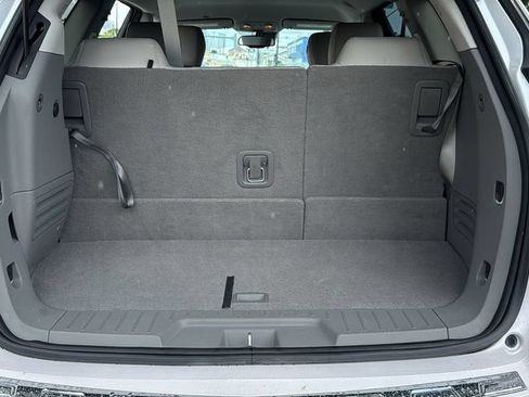 Used 2016 Chevrolet Traverse LTZ AWD/4WD image 9