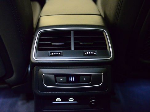 Used 2023 Audi A6 2.0T Premium w/ Convenience Package image 22