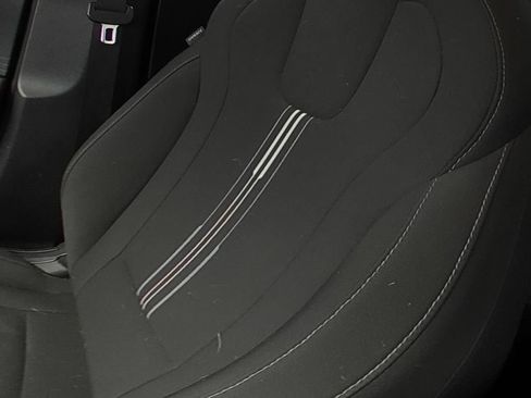 Used 2023 Hyundai Elantra SEL w/ Preferred Accessory Package FWD image 12