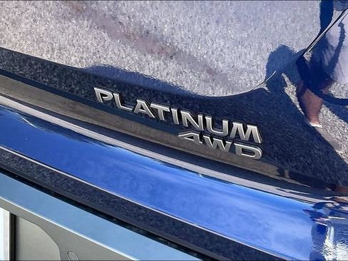 New 2026 Nissan Pathfinder Platinum w/ Accent Package AWD/4WD image 9
