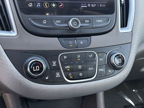 Used 2023 Chevrolet Malibu LT FWD image 20