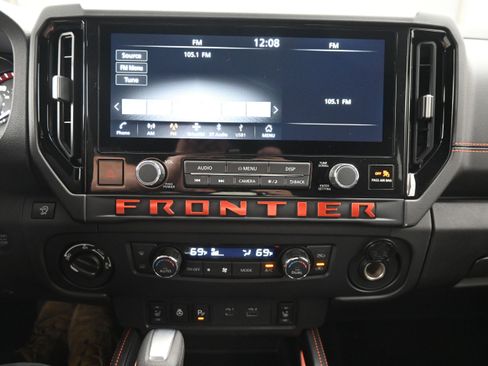 New 2026 Nissan Frontier PRO-4X AWD/4WD image 15