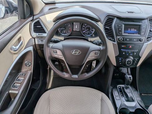 Used 2017 Hyundai Santa Fe Sport image 17