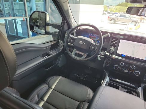 Used 2024 Ford F250 Lariat w/ Lariat Ultimate Package AWD/4WD image 12