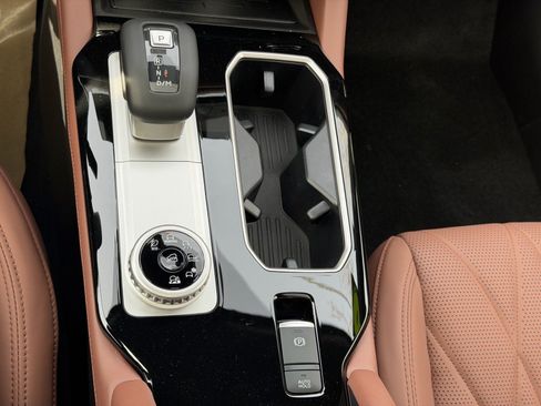 New 2026 Mitsubishi Outlander SEL image 34