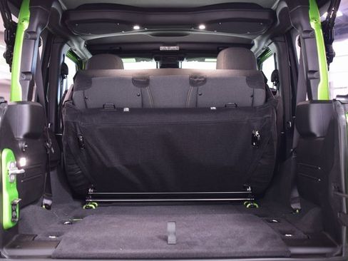 Used 2025 Jeep Wrangler Sport image 21