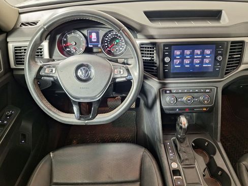 Used 2019 Volkswagen Atlas SE w/ Towing Package FWD image 18