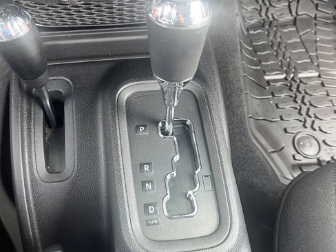 Used 2014 Jeep Wrangler Sport AWD/4WD image 29