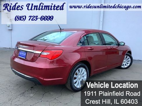 Used 2011 Chrysler 200 Touring image 9