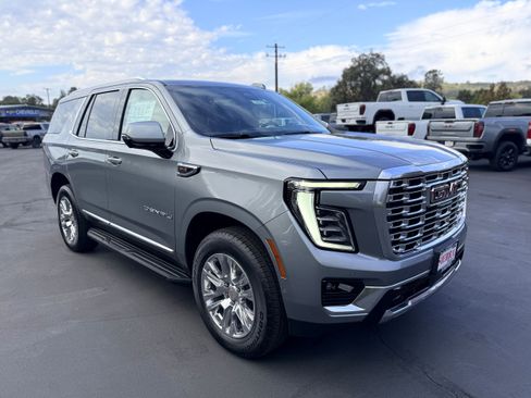 New 2026 GMC Yukon Denali image 3