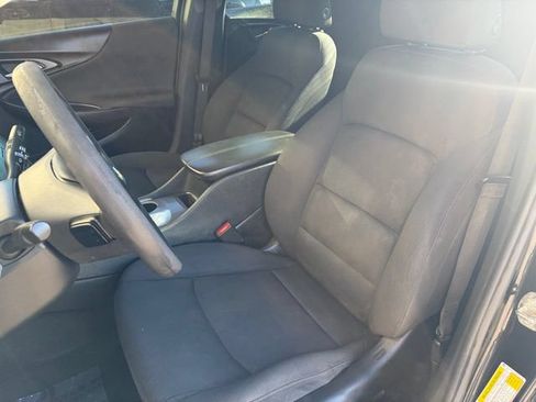 Used 2021 Chevrolet Malibu LT FWD image 17
