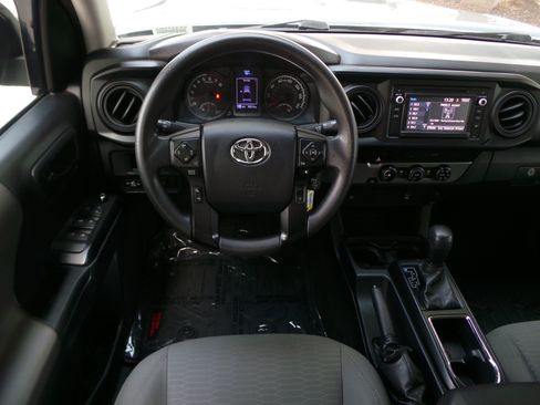 Used 2018 Toyota Tacoma SR w/ SR Convenience Package RWD image 14