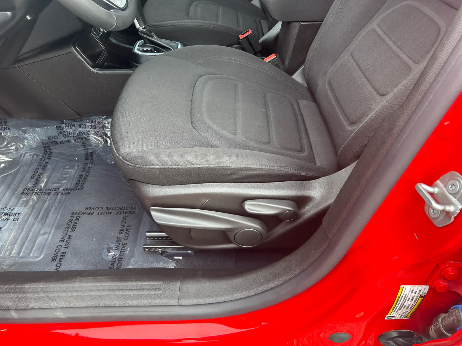 Used 2021 Jeep Renegade Latitude w/ Luxury Group I FWD image 11