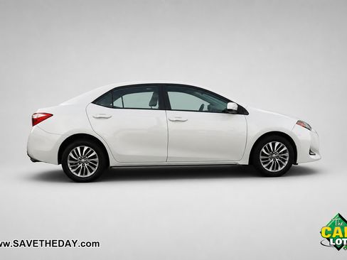 Used 2017 Toyota Corolla LE w/ LE Eco Premium Package FWD image 9