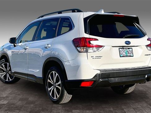 Used 2022 Subaru Forester Limited w/ Popular Package #3 image 13